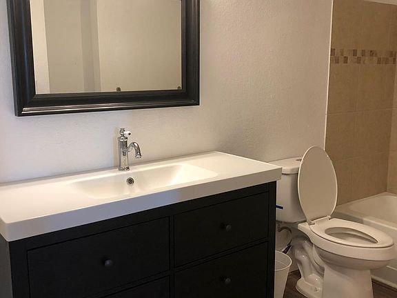 3rd image of 4630 Commander Dr APT 1016