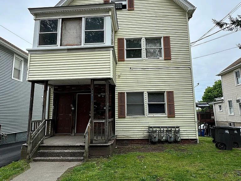 1495 State St #1-F — Photo 12