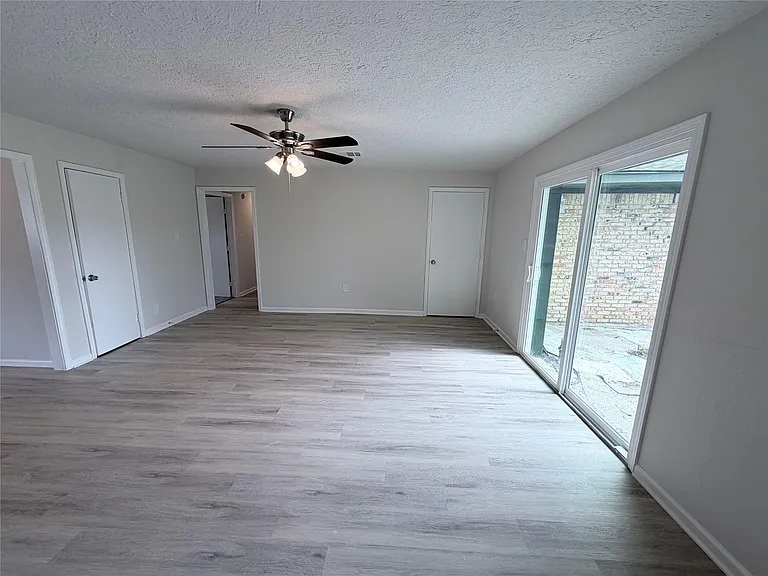 4103 Goulburn Dr — Photo 12