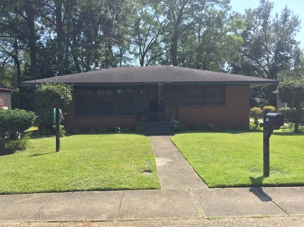 1461 W Barkley Dr, Mobile, AL 36606