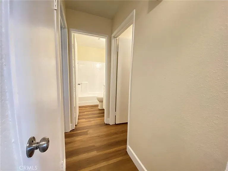1084 Jacaranda Rd — Photo 9