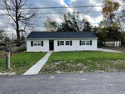 1855 Tanis Dr Photo 1