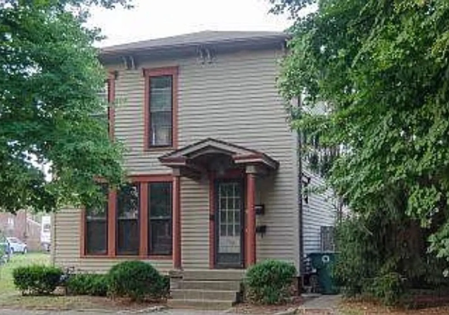 Muncie, 707 E Main ST — Photo 1