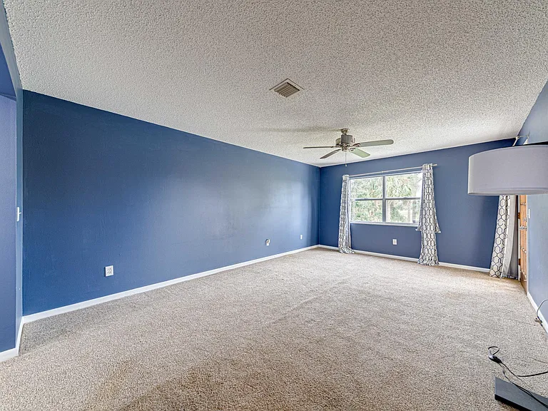 1241 Saint Andrews Dr — Photo 17