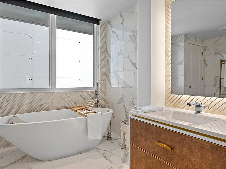 450 Knights Run Ave #1801 — Photo 34