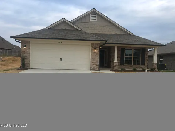 5982 Uselton Dr, Southaven, MS 38672