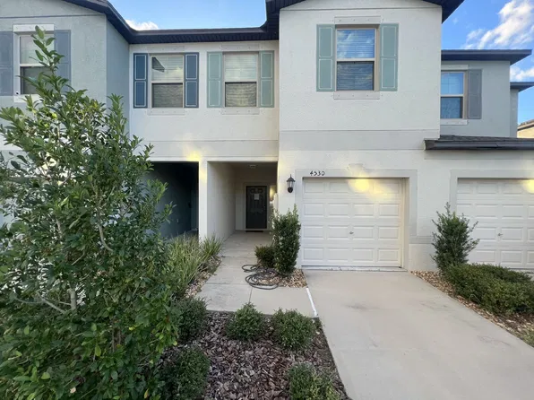 4530 Globe Thistle Dr, Tampa, FL 33619