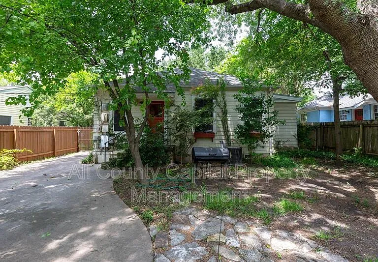 1601 W 29th St #1601 — Photo 19