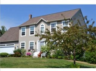 31 Gateway Commons Dr, Gorham, ME 04038