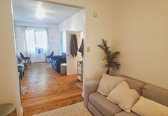 3rd image of 303 President St APT 3