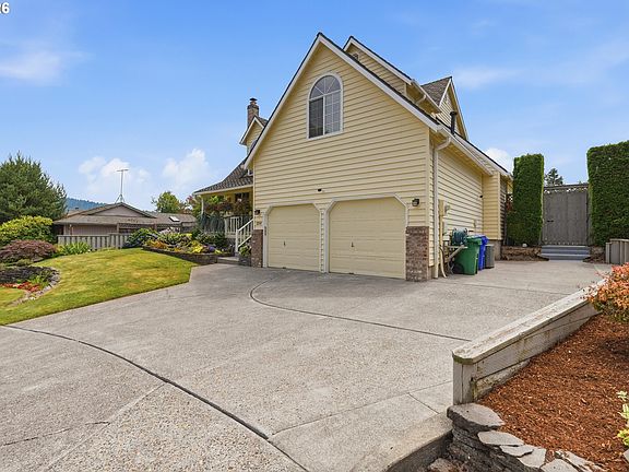 2nd image of 3200 SW 24th St