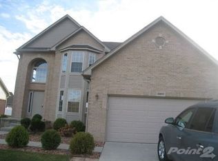 18893 Geranium Dr, Brownstown, MI 48173
