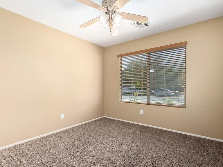 1238 W Dana Dr — Photo 31