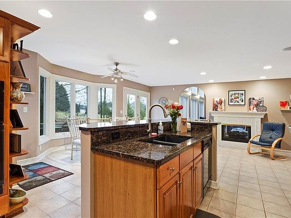 4th image of 6305 Highland Meadows Dr