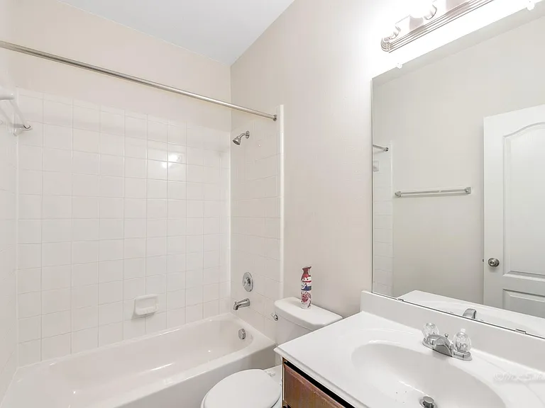 20103 Ray Falls Dr — Photo 24