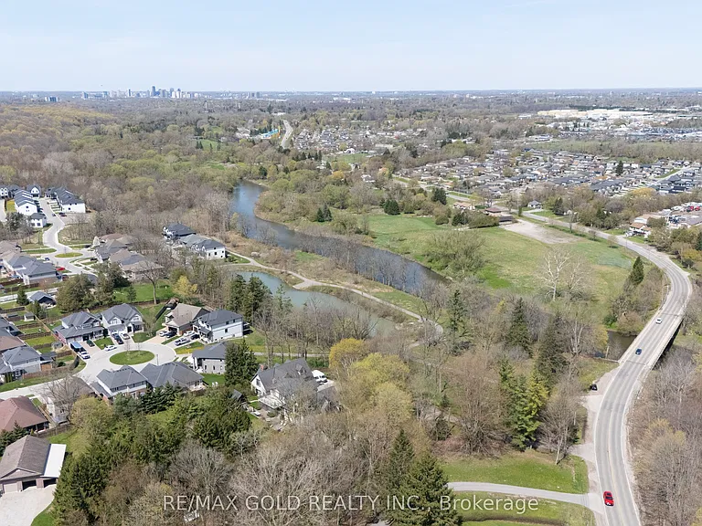 2621 Holbrook Dr #8 — Photo 41