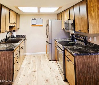 9735 W Ironwood Dr APT A, Peoria, AZ, 85345