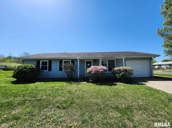 1901 Eastgate St, Olney, IL 62450