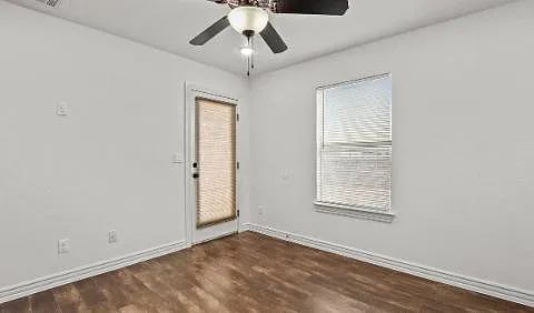 3 bed, 1059 sqft, $1,500 — Photo 3