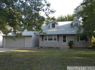 603 Ballantyne Ln NE, Spring Lake Park, MN 55432
