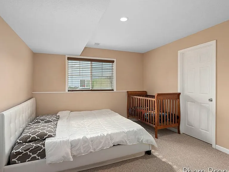 6768 Northfield St SW — Photo 2