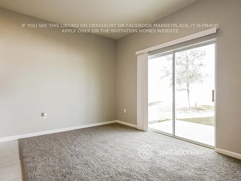 2288 Litchfield Loop — Photo 5