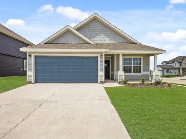 2400 Dahlia Dr, Fort Worth, TX 76123