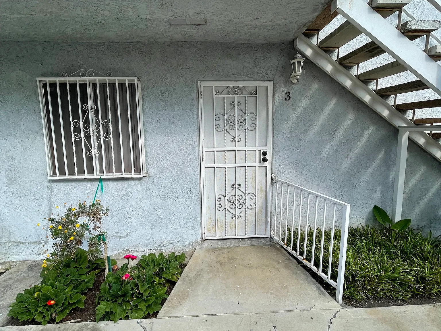 2 bed, 750 sqft, $2,300 — Photo 4