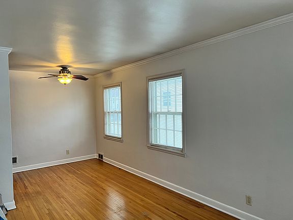 4th image of 2936 Drew Ave S
