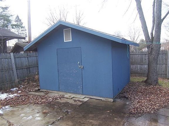 1124 Creek rd, Beaverton 48612 029