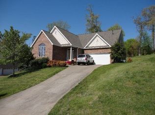 12755 Heathland Dr, Knoxville, TN 37934