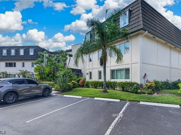 1730 Bald Eagle Dr #A, Naples, FL 34105