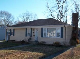 53 Victor St, Somerset, MA 02726