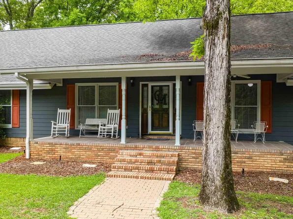 401 Dovecote Cir, Birmingham, AL 35244