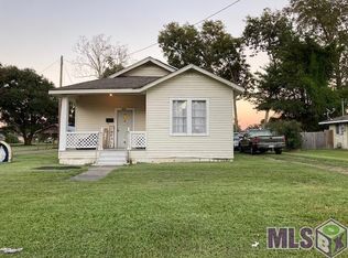 300 Olinde St, New Roads, LA 70760