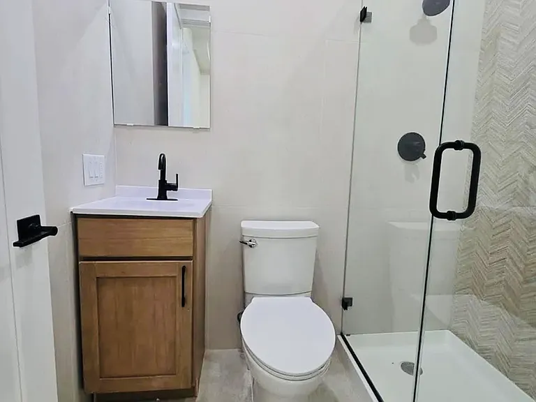 40 Lembeck Ave #105D — Photo 3