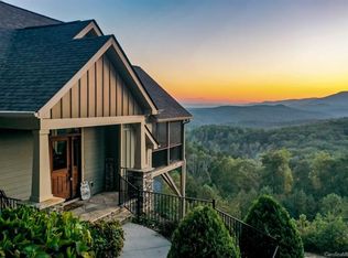 269 Rock Ledge Dr, Lake Lure, NC 28746