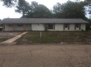 5920 Concord Dr, Jackson, MS 39211