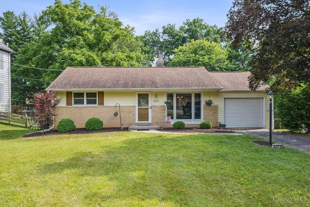 5673 Sidney Rd photo 1
