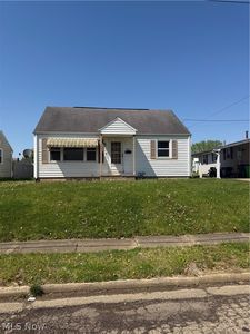 809 12th St SW, Massillon, OH, 44647