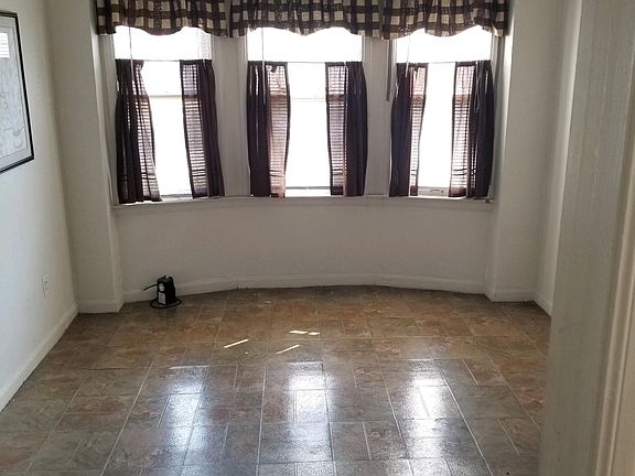 2nd image of 9973 Abington Ave