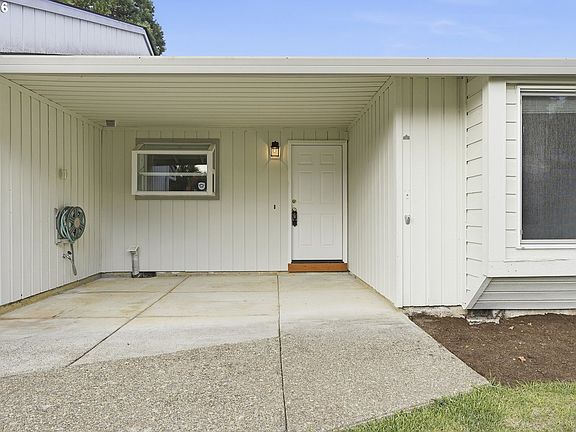 2nd image of 21659 SW Dakota Cir