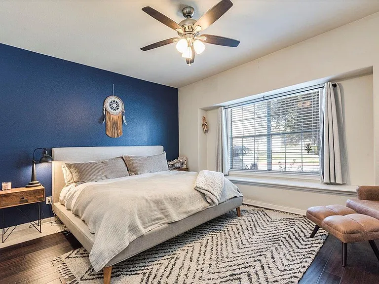 1721 Monahans Ln — Photo 11