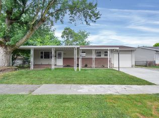 4825 Willowbrook Dr, Springfield, OH 45503