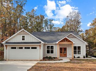 3635 Cagle Rd, Gainesville, GA 30501