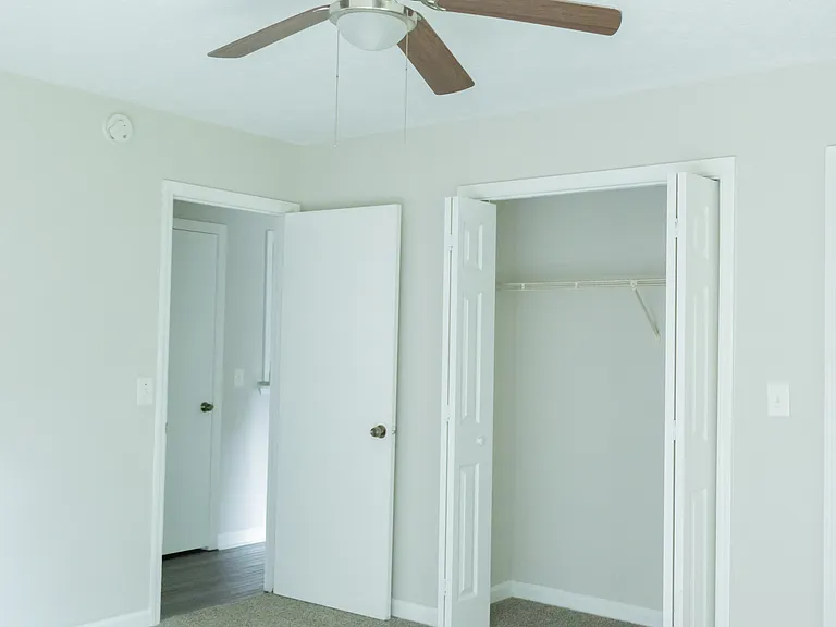 6113 Trestlewood Dr #C — Photo 24