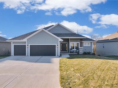 183 S Singletree St, Olathe, KS, 66061