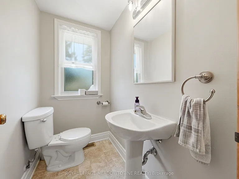20 Delrex Blvd — Photo 17