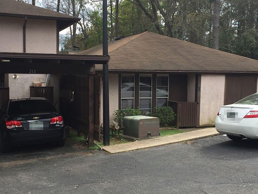 1st image of 213 Westwood Dr