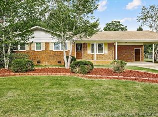 138 Ingleside Dr, Fayetteville, NC 28303